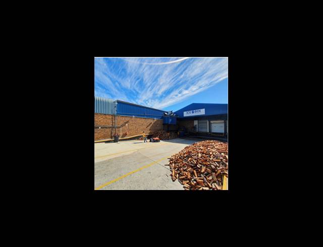 889M² WAREHOUSE SOLD IN KILLARNEY GARDENS